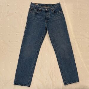 Levi’s 501 ‘90s Jeans